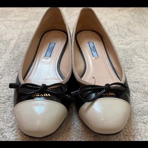Prada flats, almost new condition size 38